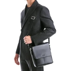 LLOYD C23-12001-OA MESSENGER BAG BLACK